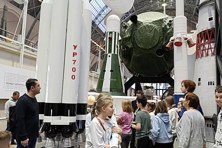 Центр «Авиации и космонавтики» на ВДНХ